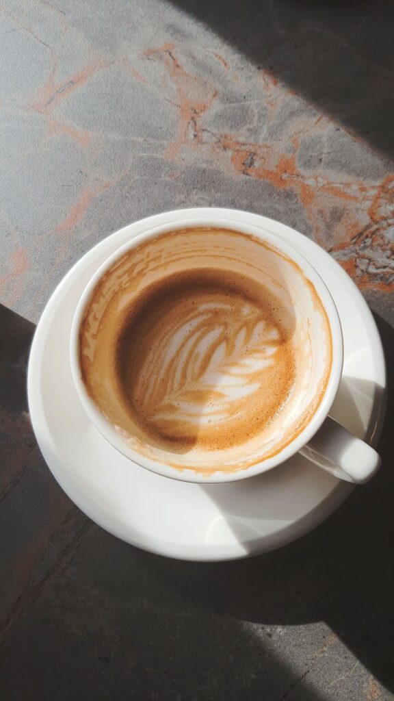 Die Geopolitik des Kaffees: Wie globale Krisen unseren Morgenstart beeinflussen
